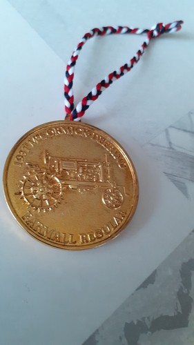 Médaille tracteur mc - médaille,