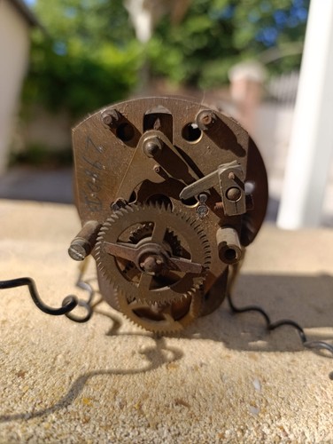 Mouvement horloge mécanique - mouvement,