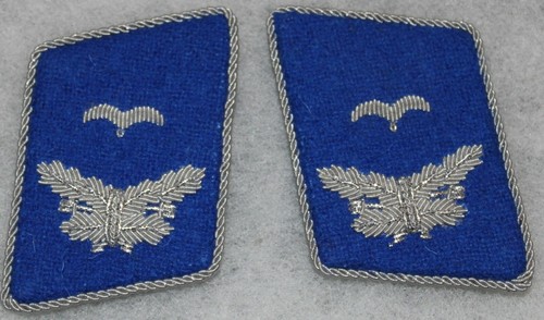 Patte col leutnant - de,