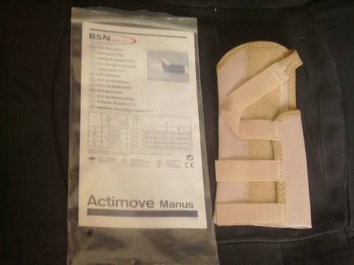 Attelle immobilisation - attelle, d'immobilisation