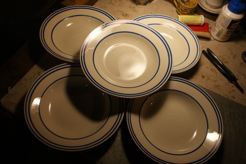 Assiettes creuses anciennes - assiettes,