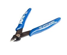 Petite pince coupante