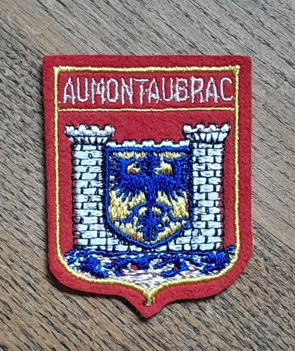 Ecusson brodé aumont aubrac - ecusson, d'aumont-aubrac