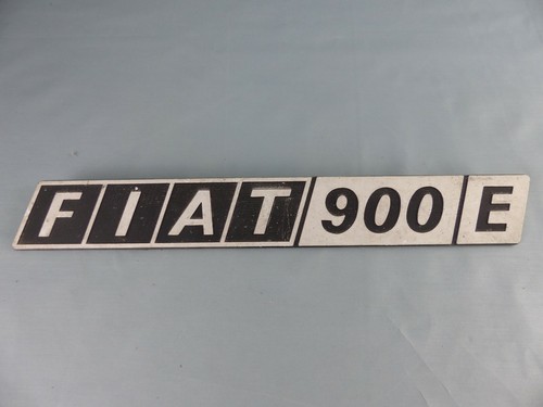 Fiat 900 grand - 900, emblème
