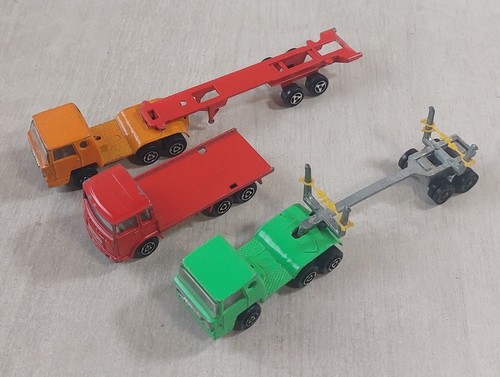 Lot anciens camions saviem - lot,