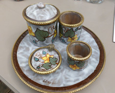 Joli nécessaire en céramique