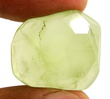 41.35 CT Vert Naturel Prehnite