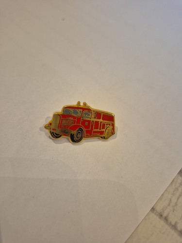 Pins camion pompier devidoir - pins,