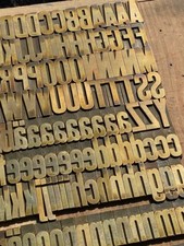 Police de Caractères à dorer fer relieur dorure bronze laiton reliure cuir rare