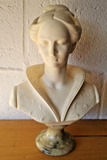 Un beau buste de femme en