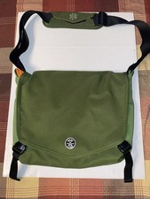 Crumpler The Moderate