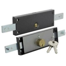 Serrure à tringles pour porte