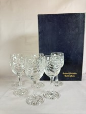 6 Verres à vin " Les Grands Ducs " en cristal 24% pbo jamais utilisé.