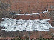 goulotte electrique attache