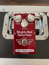 pédale effet guitare Mad Professor Mighty Red Distortion .......marshall 80