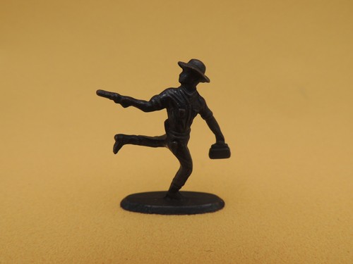 Kinder surprise figurine - -,