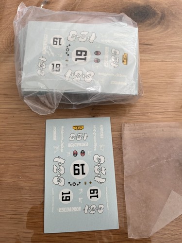 Lot planche de decals - de,