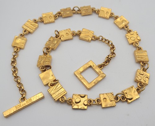 Collier signé biche bere - biche,