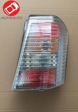 1004557 FEU ARRIÈRE DROITE