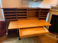 Malle formant bureau magique