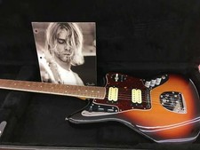 Guitare électrique FENDER