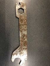 Clé peugeot outillage