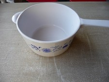 CASSEROLE CORNING FRANCE BLANCHE FLEURS BLEUES DIAMETRE 20 cm