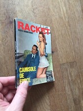 PETIT FORMAT ROMAN PHOTOS RACKET 3 camisole de force  poche claudia cardinale