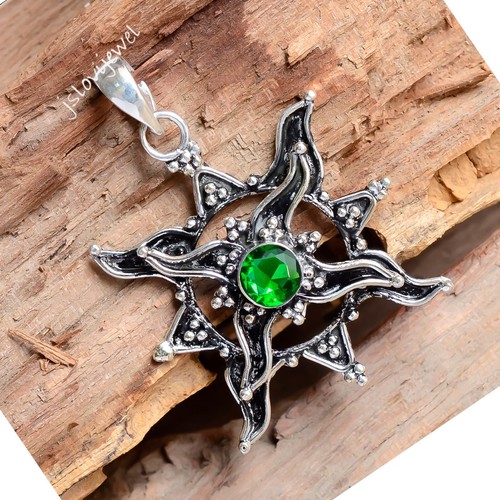 Pendentif femme étoile