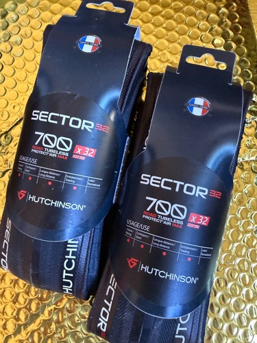 Hutchinson sector 700x32c - hutchinson,