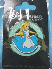 Pin's Disney Gaway Cast Member