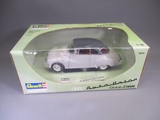 AX211 REVELL 1/18 1:18 AUTO