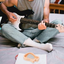  Boîte de guitare en forme de