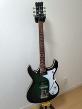 Guitare électrique Eastwood SIDEJACK DLX type Mosrite style vintage années 60...