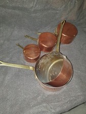 Ancien   série cinq CASSEROLES Villedieu. Les poêles  Cuivre Et Laiton