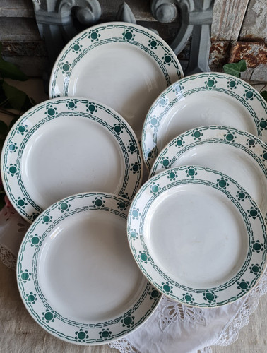 Anciennes assiettes plates - 6,