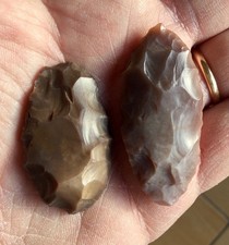 Lot 2 pointes foliacées silex