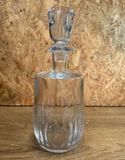 Carafe en cristal taillé