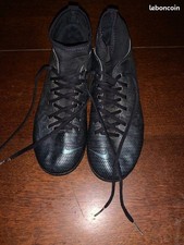 Chaussures de foot Nike mercurial pointure 38