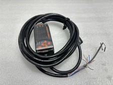 OMRON ZX-LDA11-N Smart Sensor