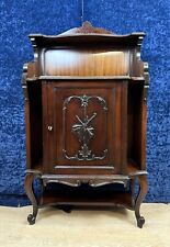 meuble d’apparat en acajou