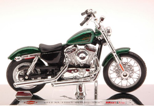 Miniature moto auto 18 - auto, 1:18