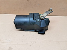 MOTEUR D'ESSUIE GLACE AVANT