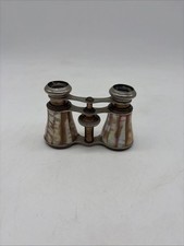 Jumelles Théâtre Nacre