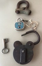 Lot De 3 Cadenas Anciens 