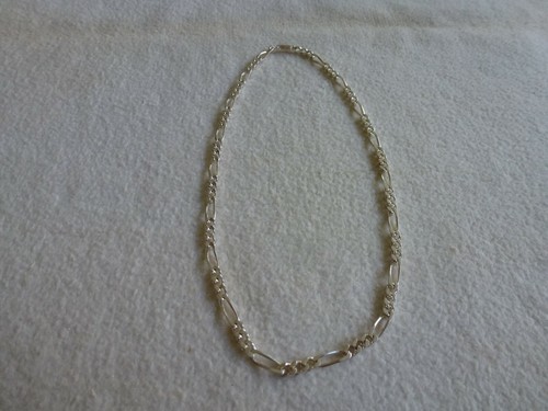 Belle chaine ras - ras, argent