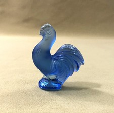 sculpture coq en cristal bleu