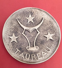 VIDE POCHE OU CENDRIER EN BRONZE SIGNE( M.LE VERRIER )  diamètre-10,5cm 