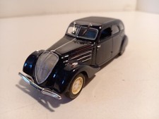 Norev Peugeot 402 berline