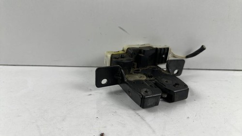 Serrure coffre renault - serrure,
